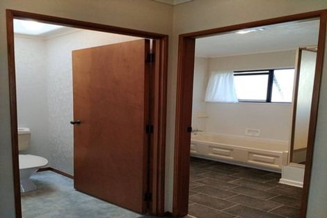 Photo of property in 164 Fairway Drive, Te Kamo, Kamo, 0112