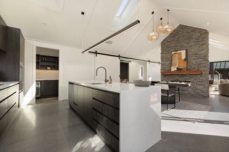 Photo of property in 28 Cunninghams Drive, Jacks Point, Queenstown, 9371