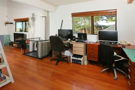 Photo of property in 23 Darcy Place, Massey, Auckland, 0614