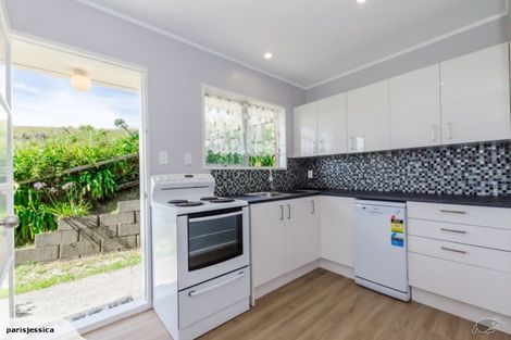 Photo of property in 71b Raumati Road, Raumati Beach, Paraparaumu, 5032