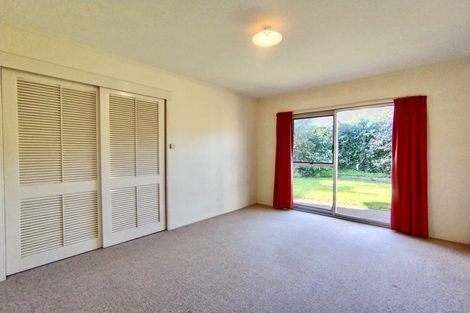 Photo of property in 2/36 Pupuke Road, Takapuna, Auckland, 0622