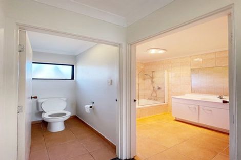 Photo of property in 2/9 Danube Lane, Glen Eden, Auckland, 0602