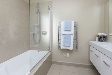 Photo of property in 135 Major Hornbrook Road, Mount Pleasant, Christchurch, 8081