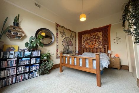 Photo of property in 16 Lawrence Street, Newtown, Wellington, 6021