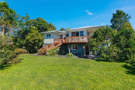 Photo of property in 42 Koraha Road, Kumeu, 0892