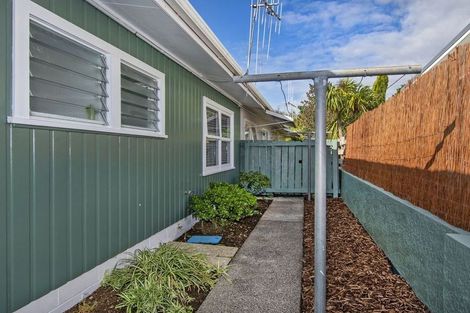 Photo of property in 3/37 Western Hills Drive, Kensington, Whangarei, 0112