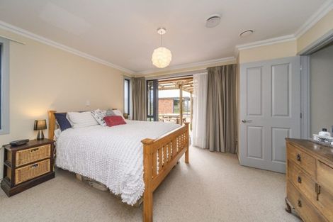 Photo of property in 339 Stoney Creek Road, Kelvin Grove, Palmerston North, 4470