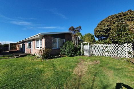 Photo of property in 1/100 Roberta Drive, Somerfield, Christchurch, 8024