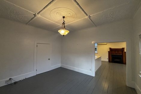 Photo of property in 8 Bell Street, Welbourn, New Plymouth, 4310