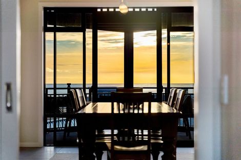 Photo of property in 8 Beachview Grove, Peka Peka, Waikanae, 5391