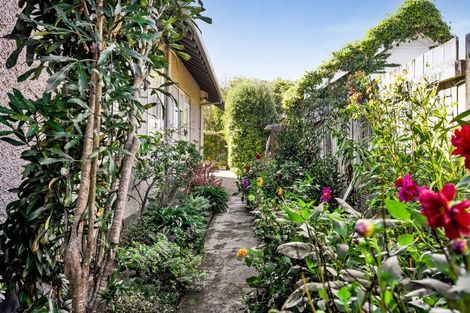 Photo of property in 70 Collins Street, Hawera, 4610