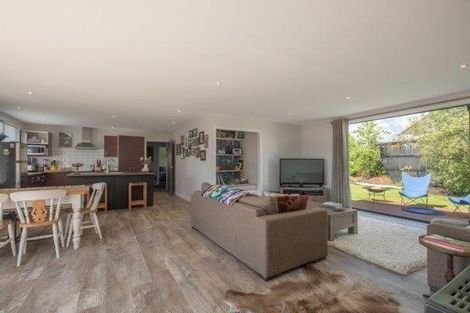 Photo of property in 25 Frye Crescent, Albert Town, Wanaka, 9305