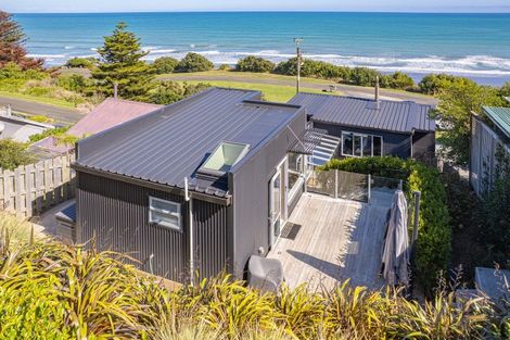 Photo of property in 18 Sunset Parade, Kai Iwi, Whanganui, 4574