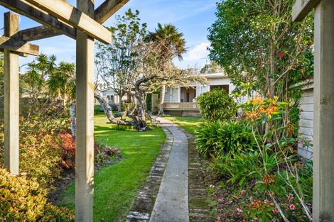 Photo of property in 391 Pine Valley Road, Dairy Flat, Silverdale, 0992