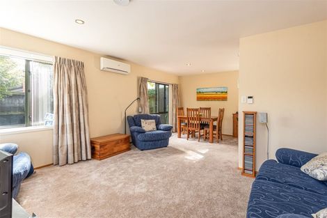 Photo of property in 2/76 Saint Albans Street, St Albans, Christchurch, 8014