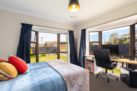 Photo of property in 50 Cranbrook Avenue, Burnside, Christchurch, 8053