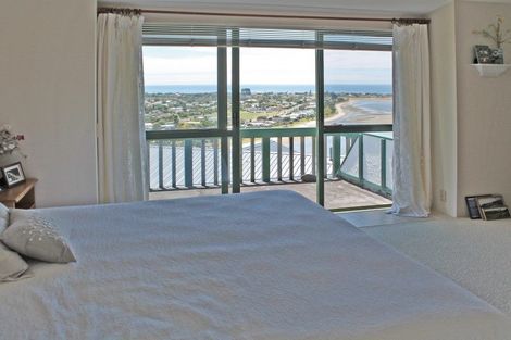 Photo of property in 25 Ridge Road, Tairua, 3508