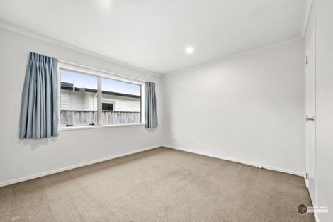 Photo of property in 73 Riverstone Drive, Riverstone Terraces, Upper Hutt, 5018