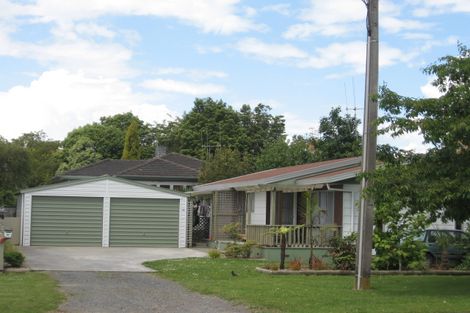 Photo of property in 292 Shakespeare Street, Leamington, Cambridge, 3432