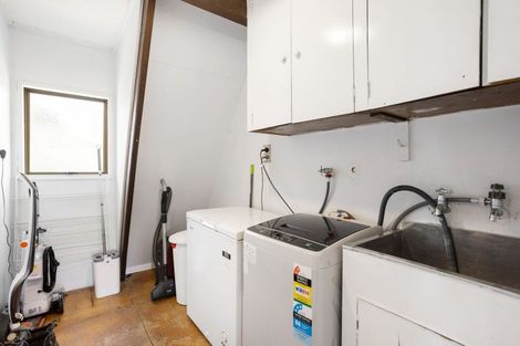 Photo of property in 28 Canberra Place, Waldronville, Dunedin, 9018