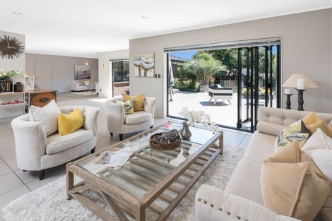 Photo of property in 12 Mark Edward Drive, Half Moon Bay, Auckland, 2012