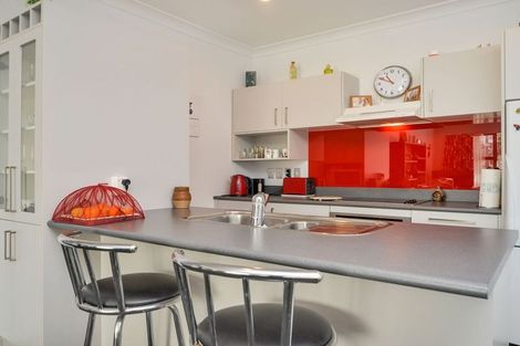Photo of property in 117/3 Morningside Drive, Morningside, Auckland, 1025