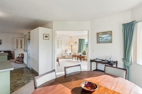 Photo of property in 6 Glen Loch Place, Paraparaumu, 5032