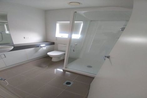 Photo of property in 4d/60 Masons Road, Oteha, Auckland, 0632