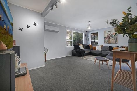Photo of property in 3 Frostbite Place, Ranui, Auckland, 0612