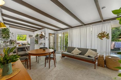 Photo of property in 3/127 Seabrook Avenue, New Lynn, Auckland, 0600