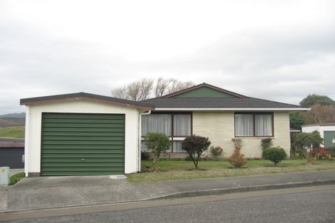 Photo of property in 10 Pohutukawa Crescent, Raumati Beach, Paraparaumu, 5032