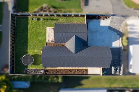 Photo of property in 17c Madison Street, Carterton, 5713