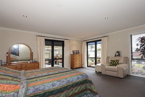 Photo of property in 5 Pompano Key, Papamoa Beach, Papamoa, 3118