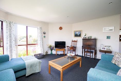 Photo of property in 8 Harris Place, Ngatea, 3503