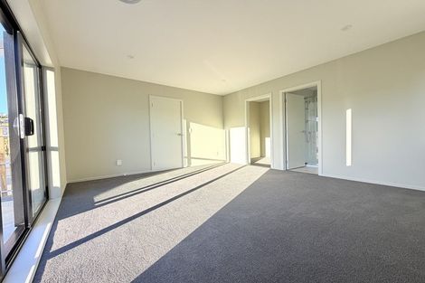 Photo of property in 5 Swinton Place, Churton Park, 6037