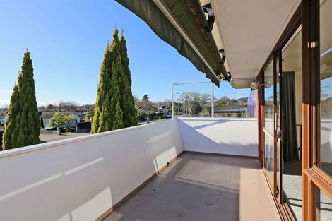 Photo of property in 140 Te Mata Road, Havelock North, 4130