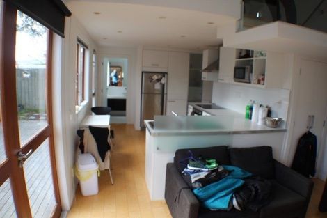 Photo of property in 13a Porritt Avenue, Mount Victoria, Wellington, 6011