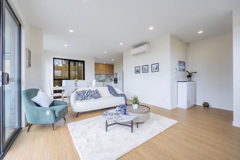 Photo of property in 744 East Coast Road, Pinehill, Auckland, 0630