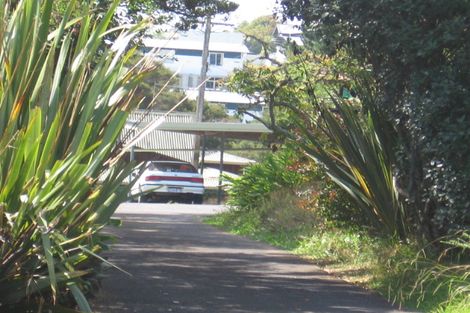 Photo of property in 2/11 John Court Street, Birkenhead, Auckland, 0626