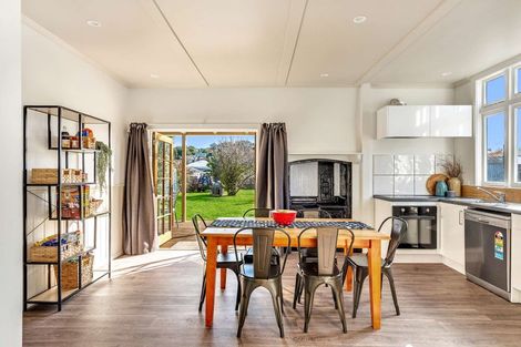 Photo of property in 42 Seddon Street, Aramoho, Whanganui, 4500