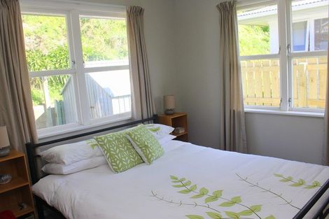 Photo of property in 58 Beazley Avenue, Paparangi, Wellington, 6037
