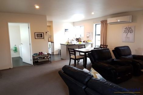 Photo of property in 300 Riccarton Road, Upper Riccarton, Christchurch, 8041