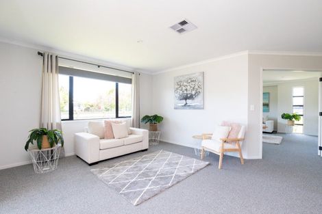 Photo of property in 39 Costello Drive, Ngatea, 3503