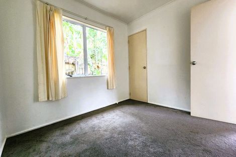 Photo of property in 2 Vine Street, Mangere East, Auckland, 2024