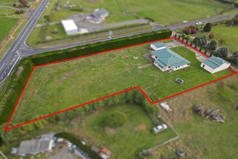 Photo of property in 8 Brandon Hall Road, Bulls, 4894