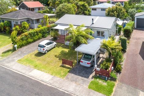 Photo of property in 11a Sapphire Crescent, Tairua, 3508