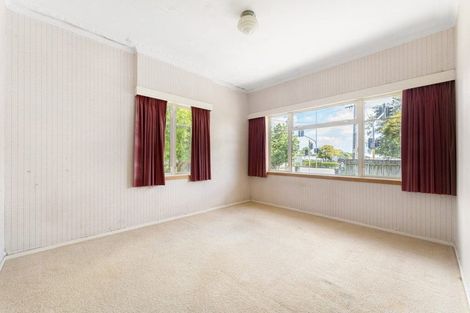 Photo of property in 277 Hobsonville Road, Hobsonville, Auckland, 0618