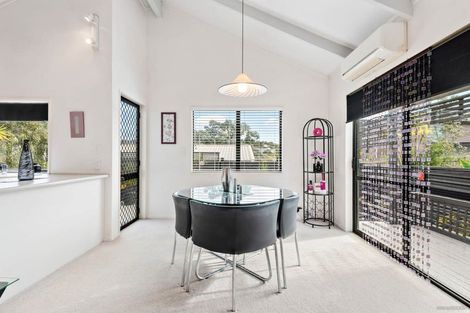 Photo of property in 2/17 Pax Avenue, Forrest Hill, Auckland, 0620