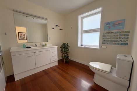 Photo of property in 603b Marine Drive, Days Bay, Lower Hutt, 5013