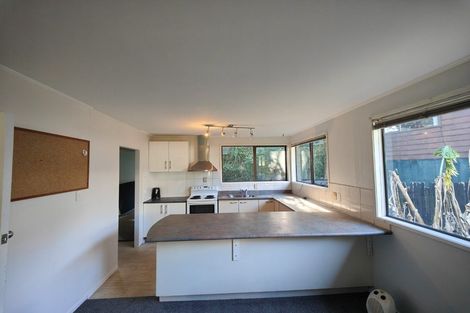 Photo of property in 4 Garner Place, Glenfield, Auckland, 0629